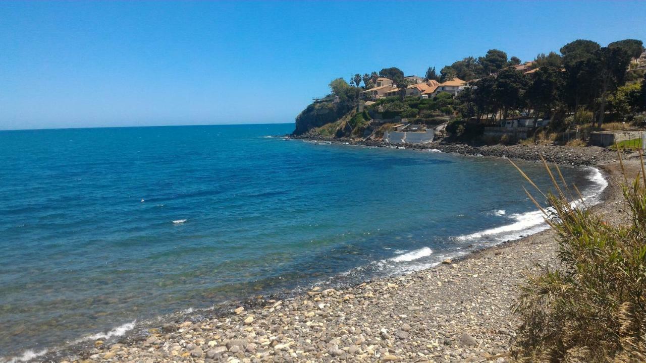 Villetta Sul Mare In Residence Бруколи Екстериор снимка