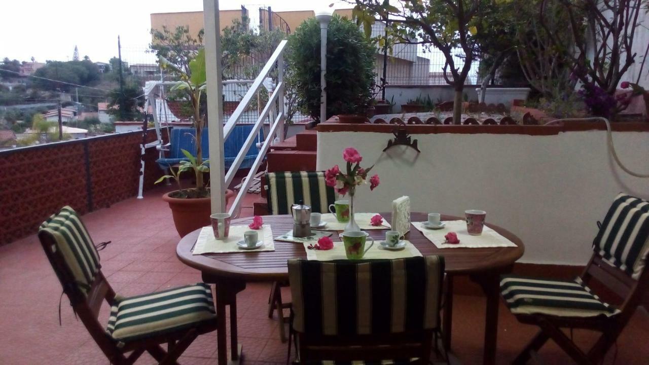 Villetta Sul Mare In Residence Бруколи Екстериор снимка