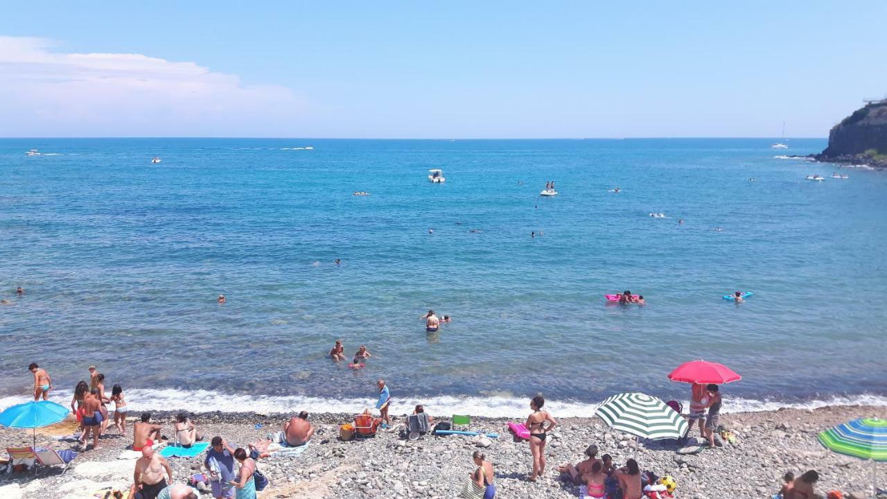 Villetta Sul Mare In Residence Бруколи Екстериор снимка