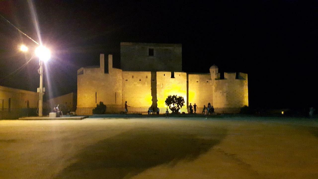 Villetta Sul Mare In Residence Бруколи Екстериор снимка